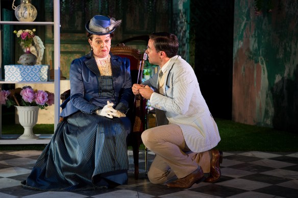 Earnest Production Photo 5 - Credit Marnya Rothe